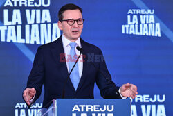 Mateusz Morawiecki na zjeździe partii Fratelli d'Italia