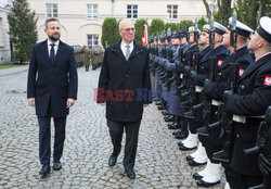 Spotkanie szefa MON z ministrem obrony Kanady