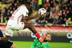 Gianluigi Donnarumma kopnięty w twarz podczas meczu