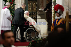 Papież Franciszek otworzył Drzwi Święte w bazylice watykańskiej