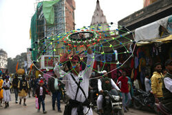 Procesja religijna w Varanasi