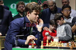 Magnus Carlsen wrócił do MŚ