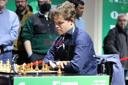 Magnus Carlsen wrócił do MŚ