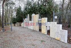 Lapidarium nagrobków osadników olęderskich w Warszawie