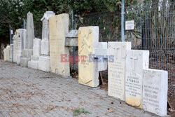 Lapidarium nagrobków osadników olęderskich w Warszawie