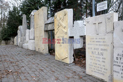 Lapidarium nagrobków osadników olęderskich w Warszawie