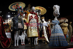 Wystawa From the Heart to the Hands: Dolce&Gabbana