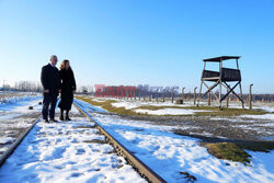 Premier Keir Starmer odwiedził Auschwitz