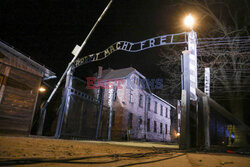 Król Karol III zwiedza Muzeum Auschwitz-Birkenau