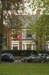 Dom rodzinny w Londynie w ponadczasowym stylu -Andreas Von Einsiedel