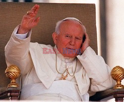 JOHN PAUL II - AP