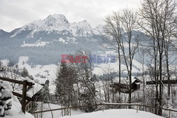 Chalet w Gstaad - Andreas von Einsiedel