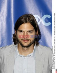 Ashton Kutcher na imprezie CBS Upfront