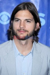 Ashton Kutcher na imprezie CBS Upfront