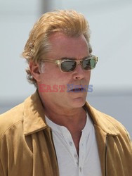 Ray Liotta jako blondyn