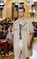 Paris Men SS arch