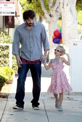 Ben Affleck with his daughters