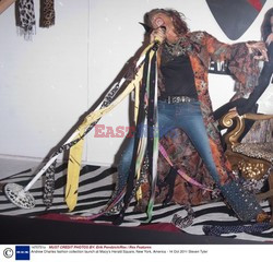 Steven Tyler promuje The Andrew Charles Fashion Line