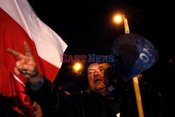 Manifestacja przed domem Wojciecha Jaruzelskiego