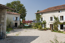 Dom w Dordogne - Andreas von Einsiedel
