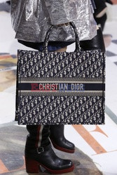 Christian Dior details