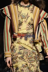 Etro details