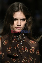 Etro details