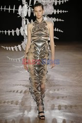 Iris Van Herpen LB