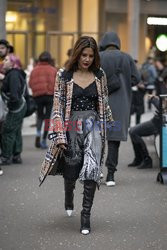 Burberry Street Style