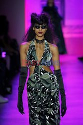 Anna Sui