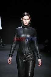 Mugler