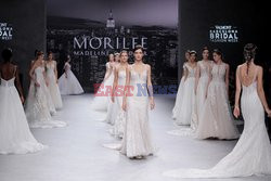 Barcelona, Mori Lee