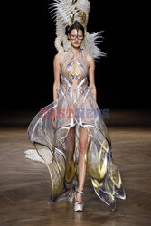 Iris Van Herpen LB