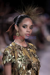 Naeem Khan beauty