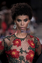 Naeem Khan beauty