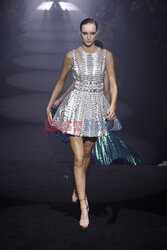 Julien MacDonald LB