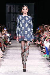 Naeem Khan LB