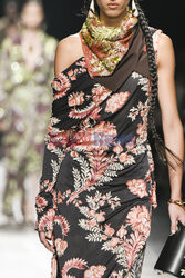 Etro details