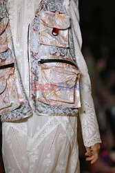 Anna Sui details