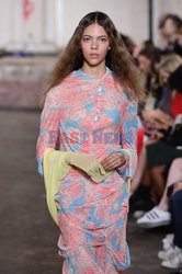 Fashion East Yuhan Wang