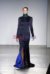 Zang Toi LB