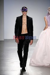 Zang Toi LB