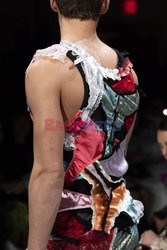 Jeremy Scott details detale