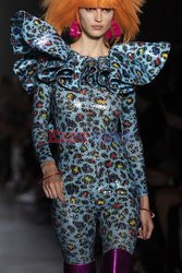 Jeremy Scott details detale