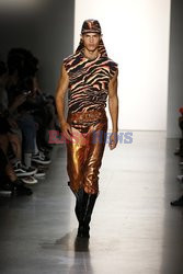 Jeremy Scott LB