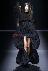 Vera Wang LB